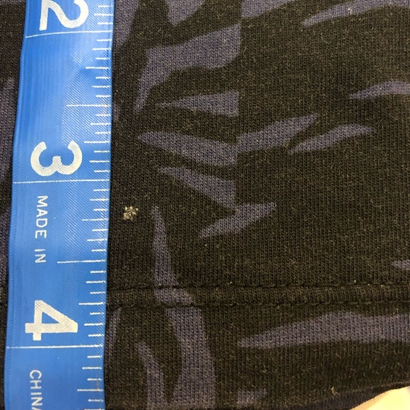 Versus by Versace  printed Cotton T-shirt. - Picture 10 of 10